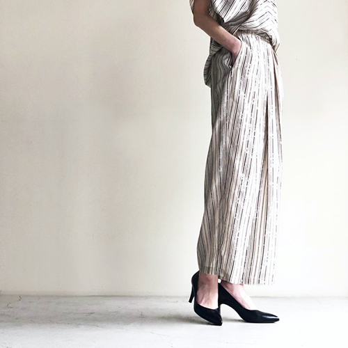 ほぼ未使用　マメクロゴウチ　Rib Jacquard Kintted Pants Mame Kurogouchi(マメ) Rib Jacquard Pedicel Knit Tops GREEN